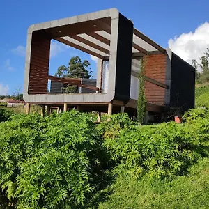 Calheta Glamping Pods - Nature Retreat Luxuszelt